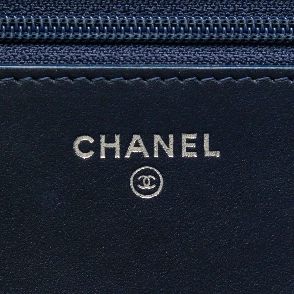 Chanel Printed Denim and Calfskin Gabrielle Wallet On Chain Blue Very good condition - Box View