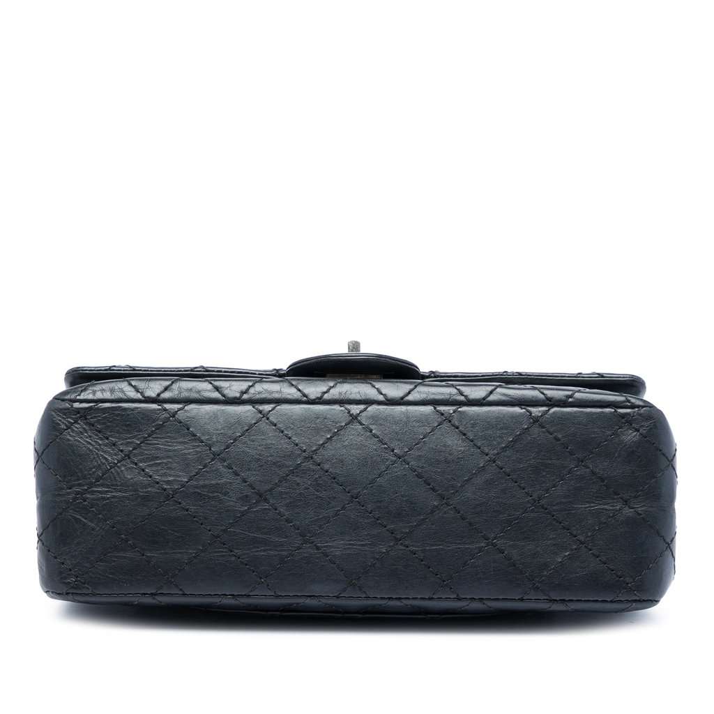 Chanel Quilted Aged Calfskin Reissue 2.55 Double Flap 225 Black Leather Very good condition - Inside View