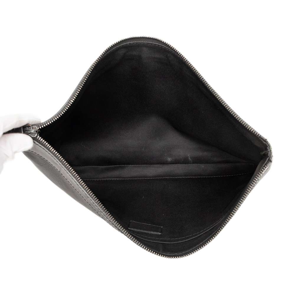 Louis Vuitton Monogram Shadow Discovery Pochette Black Leather Very good condition - Model View