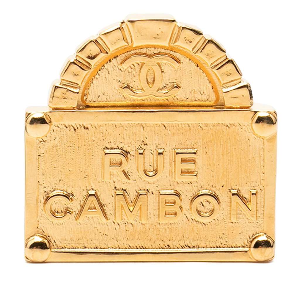 Chanel CC Gold Plated Rue Cambon Dome Brooch Gold Metal Very good condition - Front View