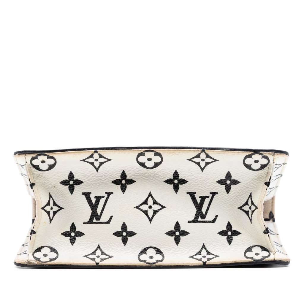 Louis Vuitton Monogram Vernis Wynwood Black Leather Very good condition - Inside View