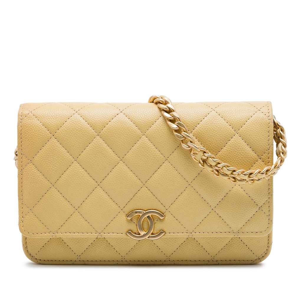 Chanel CC Quilted Caviar Wallet on Chain Yellow Leather Very good condition - Front View