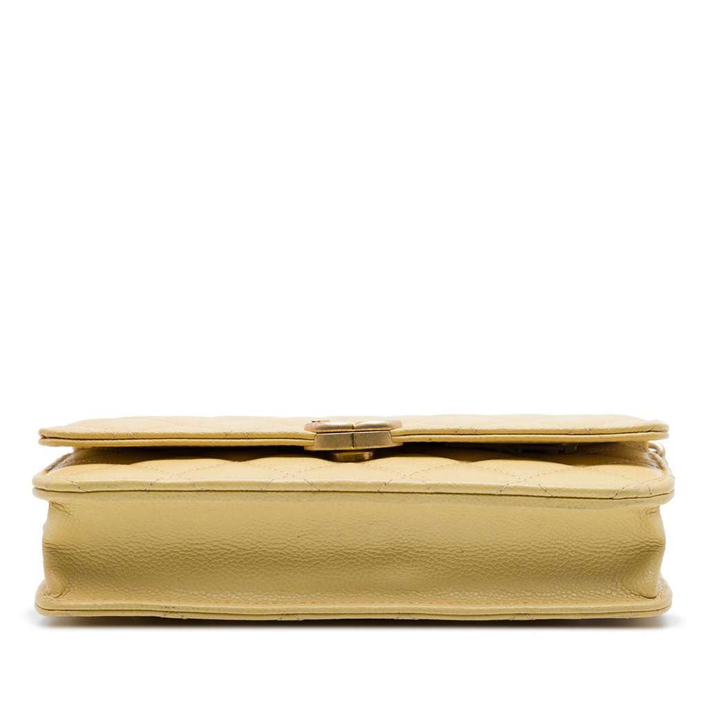 Chanel CC Quilted Caviar Wallet on Chain Yellow Leather Very good condition - Inside View
