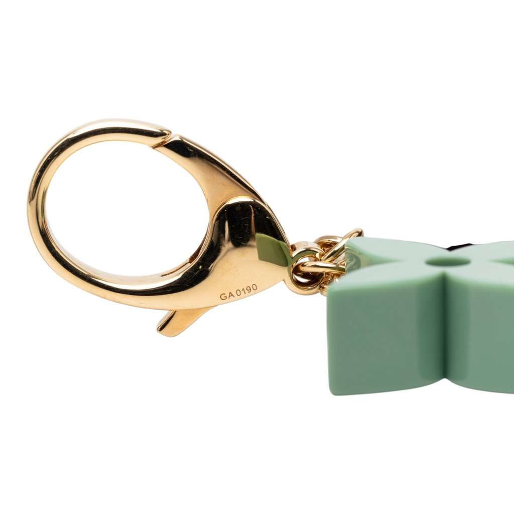 Louis Vuitton Resin Play Time Monogram Key Chain and Bag Charm Pink Plastic Very good condition - Model View