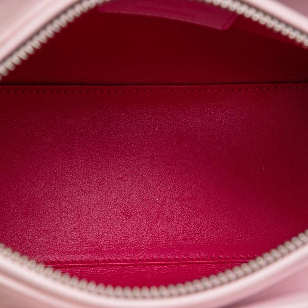 Dior Medium Calfskin Patent Embroidered Valentines Day Heart Lady Dior Pink Leather Very good condition - Model View