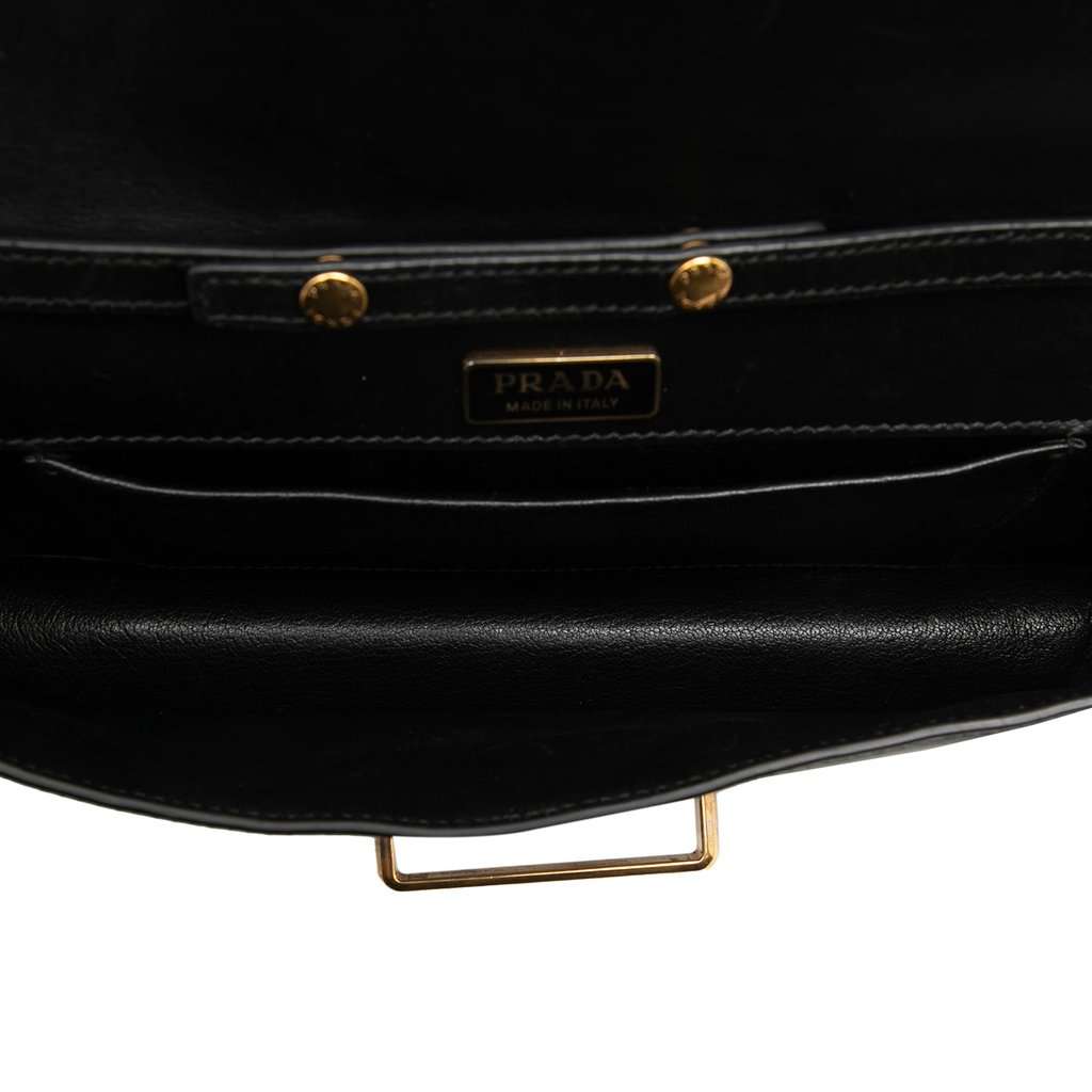 Prada City Calf and Saffiano Cahier Chain Clutch Black Leather Very good condition - Model View