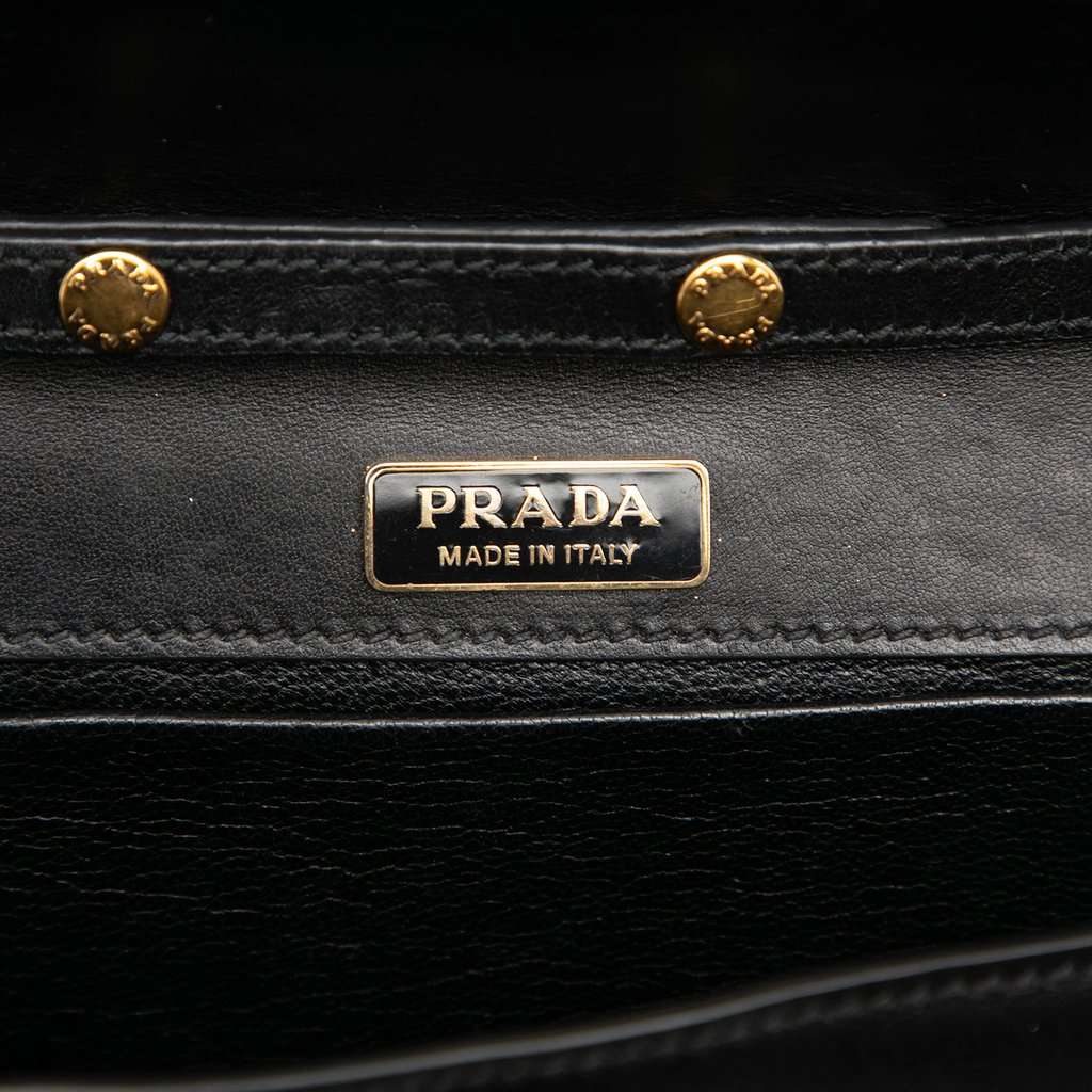 Prada City Calf and Saffiano Cahier Chain Clutch Black Leather Very good condition - Box View