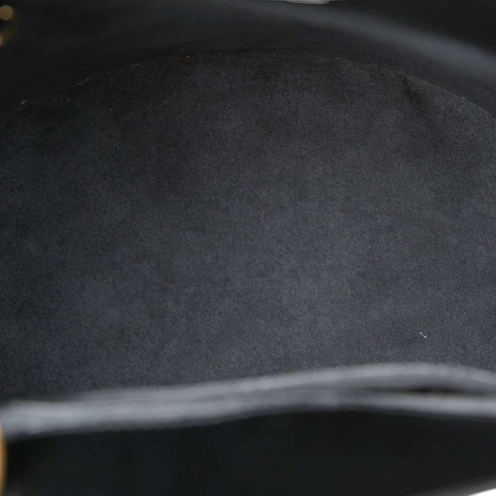 Louis Vuitton Epi Cluny Black Leather Very good - Model View