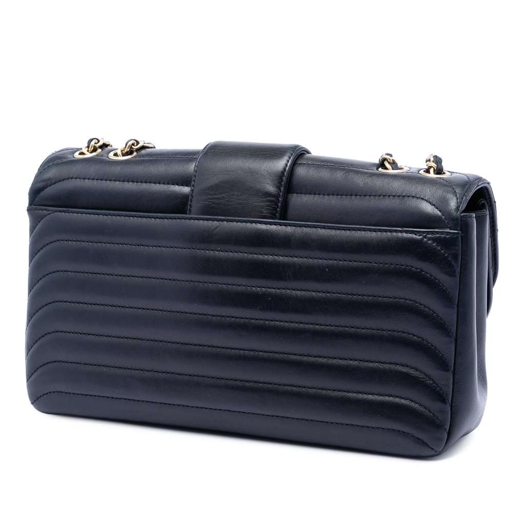 Chanel CC Horizontal Quilted Lambskin Double Flap Blue Leather Very good - Back View