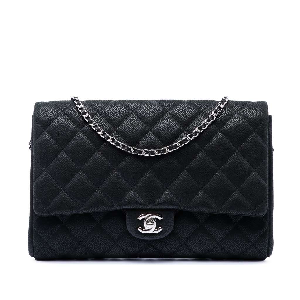 Chanel CC Quilted Caviar Flap Clutch with Chain Black Leather Very good condition - Front View