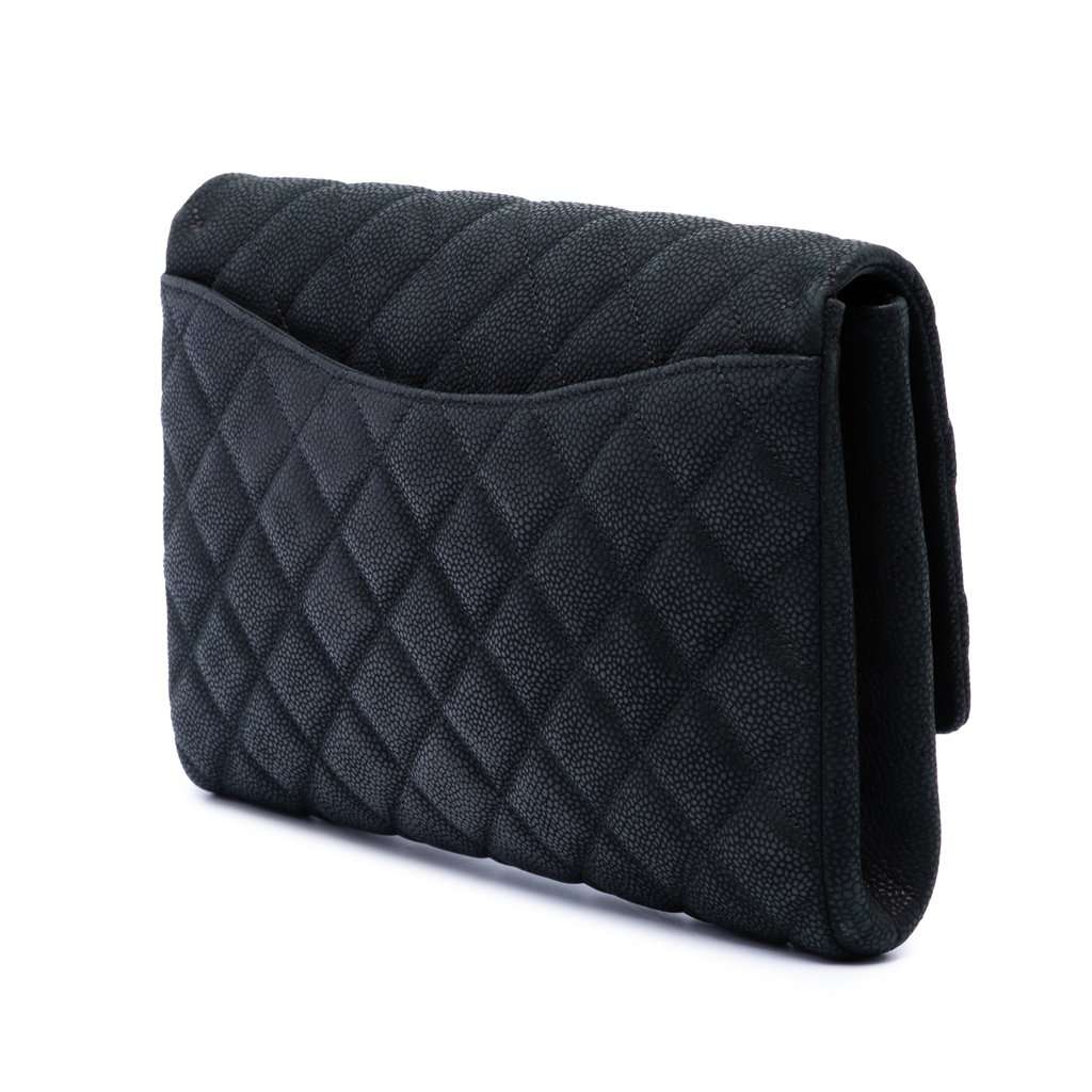 Chanel CC Quilted Caviar Flap Clutch with Chain Black Leather Very good condition - Back View