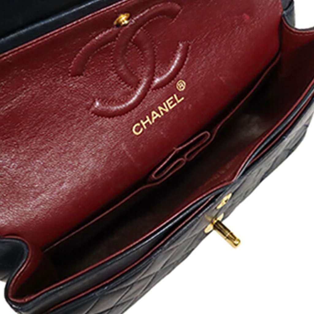 Chanel Small Classic Lambskin Double Flap Blue Leather Very good condition - Model View