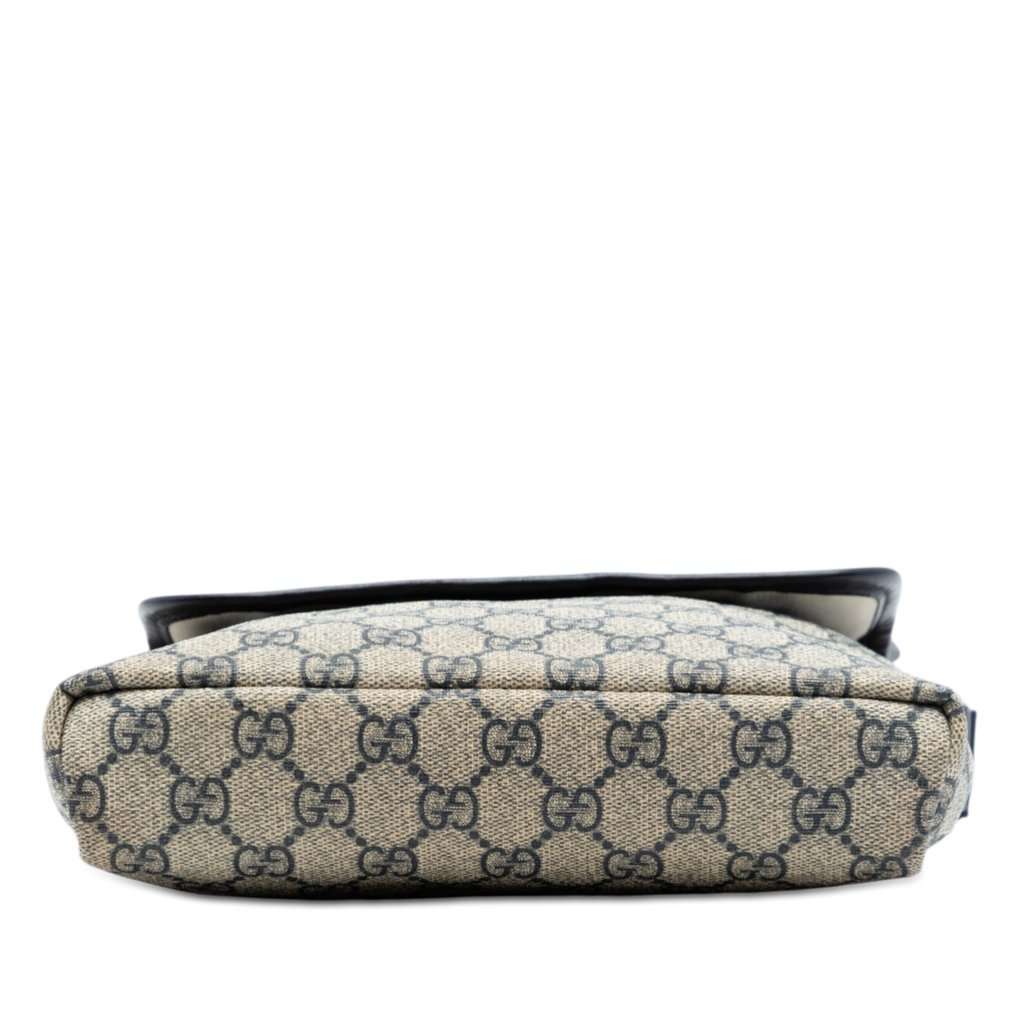 Gucci GG Supreme Crossbody Beige Very good - Inside View