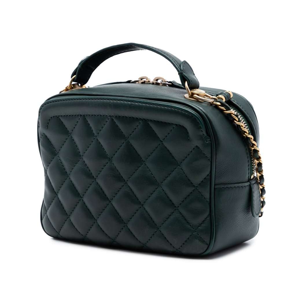 Chanel Small CC Quilted Calfskin Top Handle Vanity Case with Chain Green Leather Very good - Back View