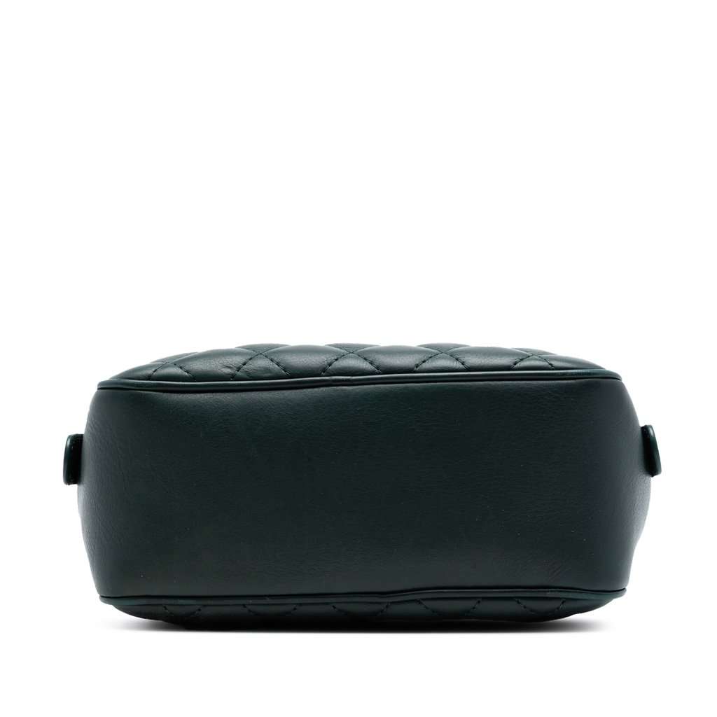 Chanel Small CC Quilted Calfskin Top Handle Vanity Case with Chain Green Leather Very good - Inside View