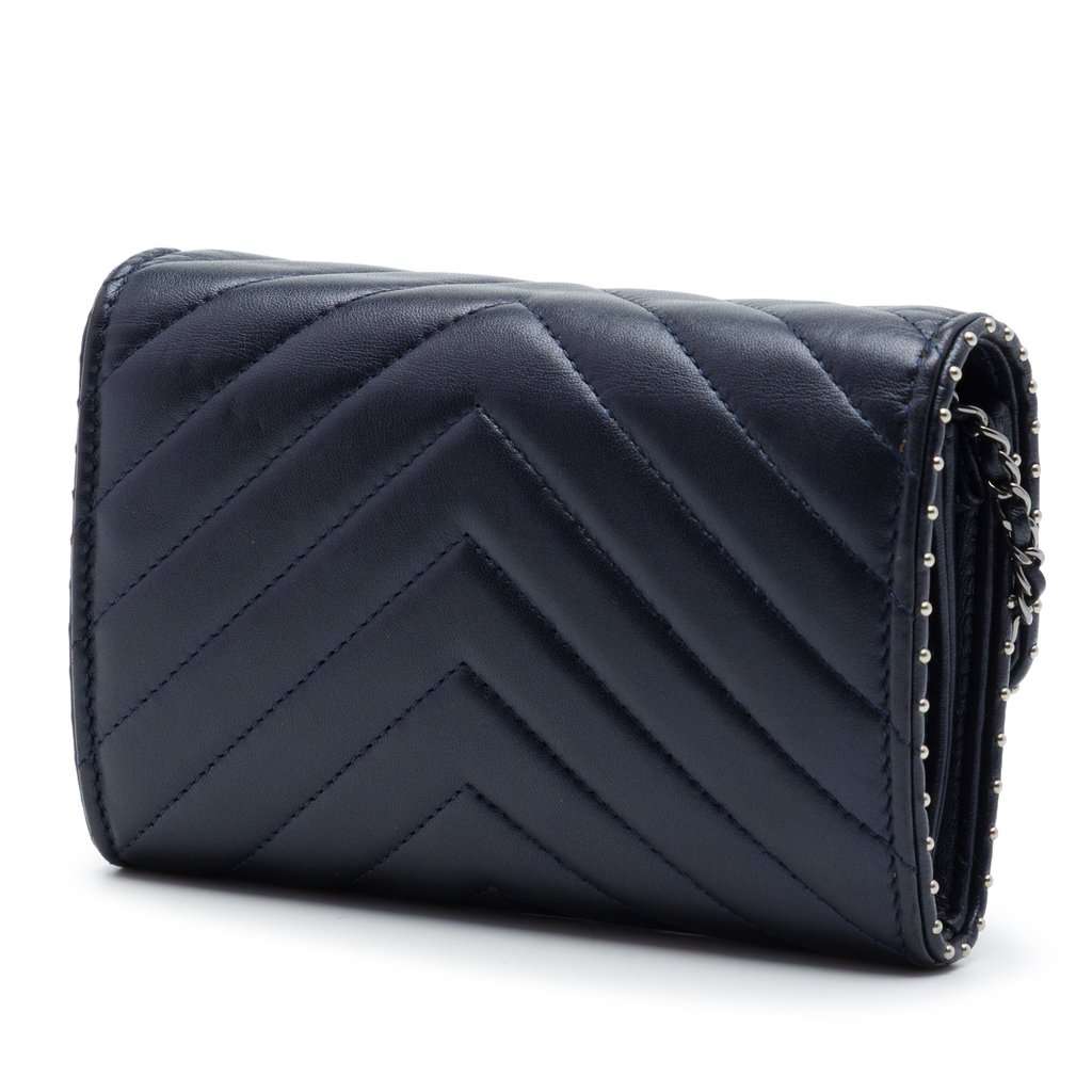 Chanel CC Chevron Lambskin Studded Wallet On Chain Blue Leather Very good condition - Back View