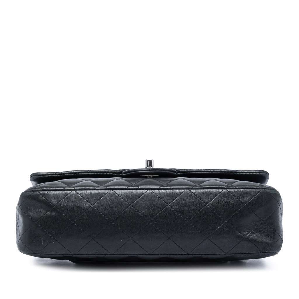 Chanel Medium Classic Lambskin Double Flap Black Leather Good condition - Inside View