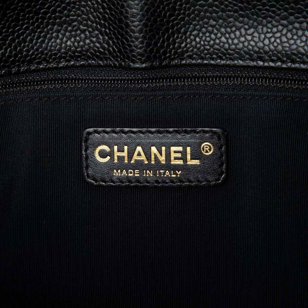 Chanel Caviar Grand Shopping Tote Black Leather Very good - Box View