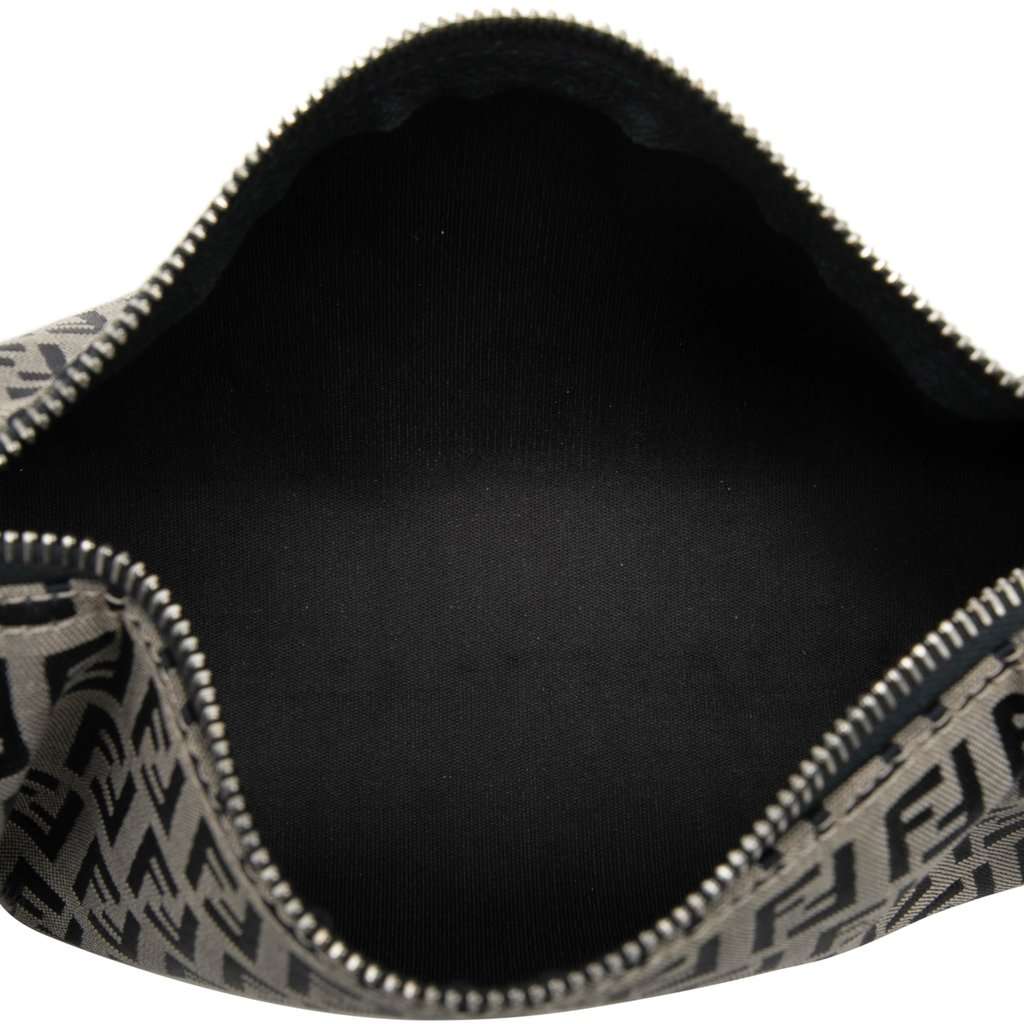 Fendi Zucchino Canvas Barrel Pochette MultiColor Very good condition - Model View