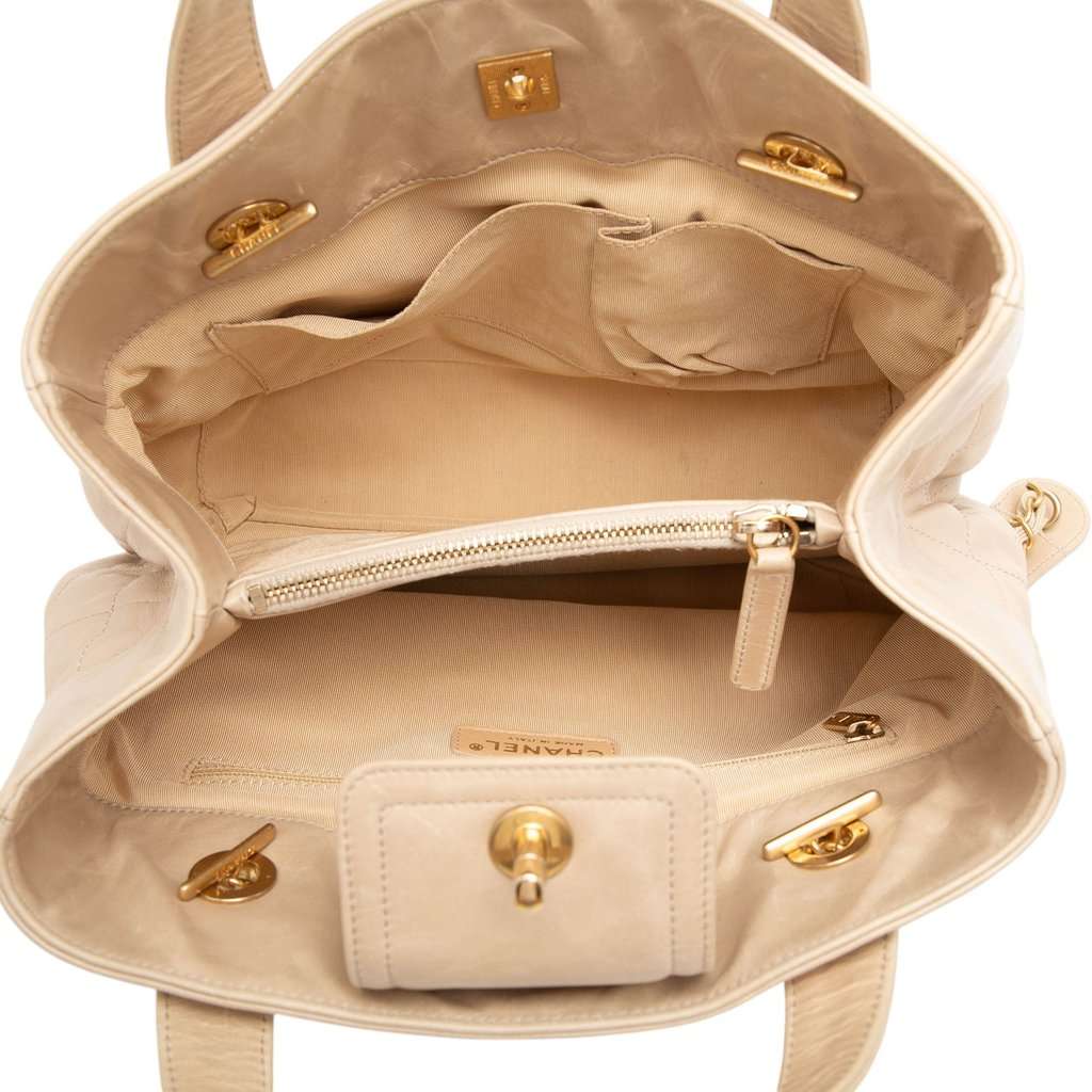 Chanel Small Quilted Calfskin In The Mix Satchel Beige Leather Very good condition - Model View
