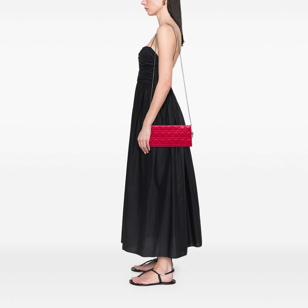 Dior Lambskin Cannage Lady Dior Chain Convertible Clutch Red Leather Very good condition - Box View
