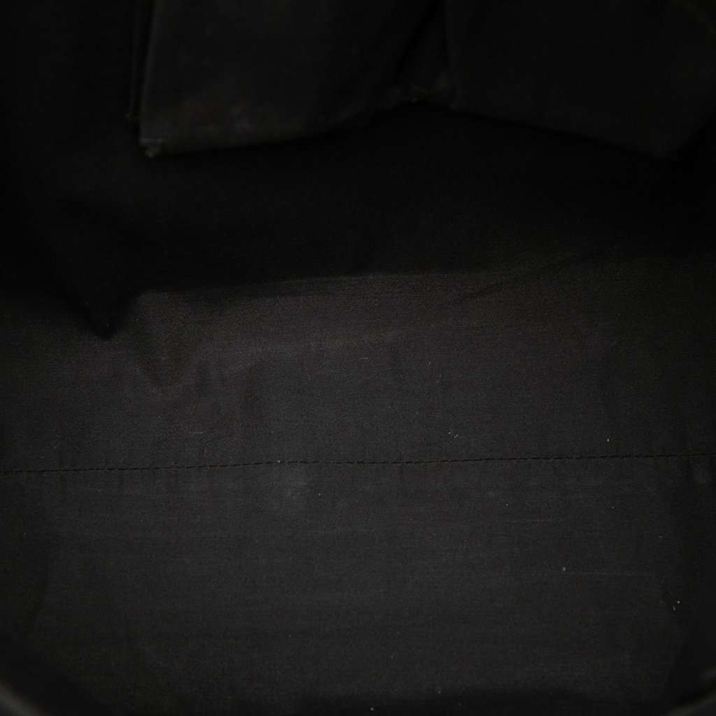 Gucci GG Denim Tote Black Very good condition - Model View