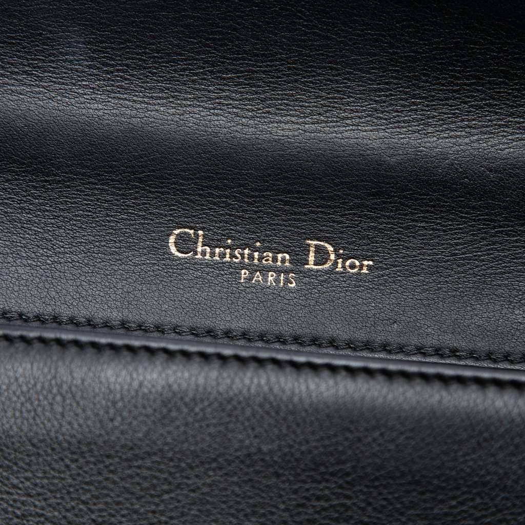 Dior Medium Studded Lambskin Diorama Flap Black Leather Very good condition - Box View