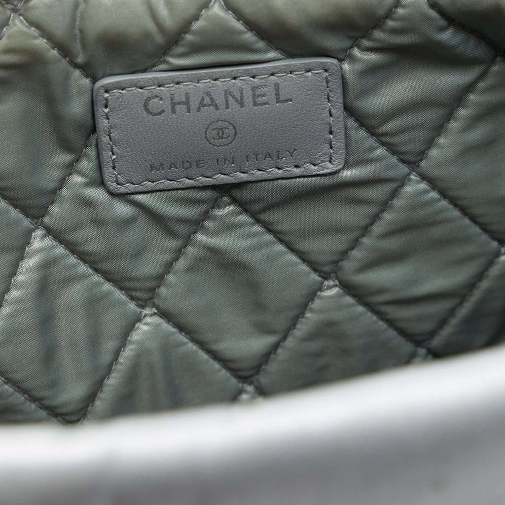 Chanel Large Quilted Lambskin Colorblock Patchwork O Case Clutch Silver Leather Very good - Box View