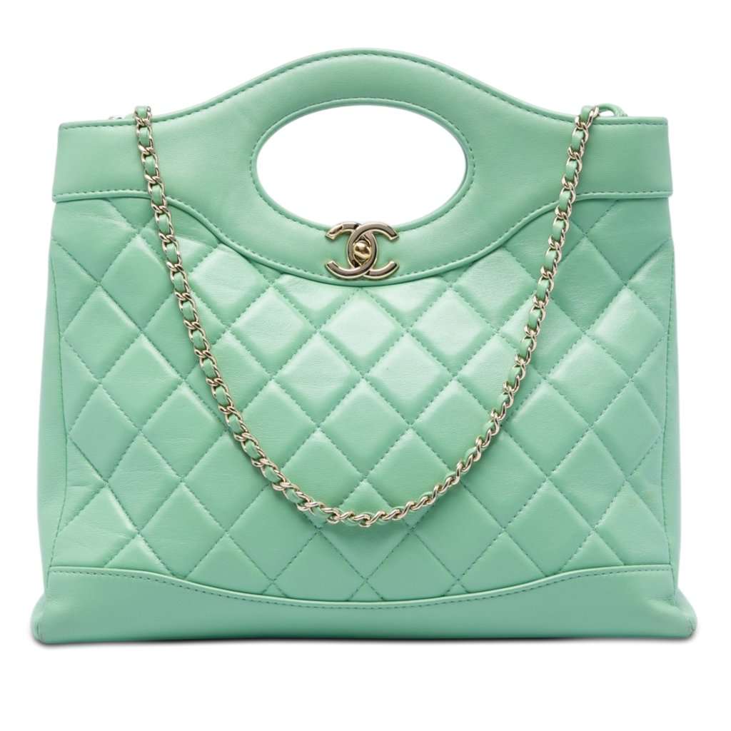 Chanel Small Quilted Shiny Lambskin 31 Shopping Bag Green Leather Very good condition - Front View