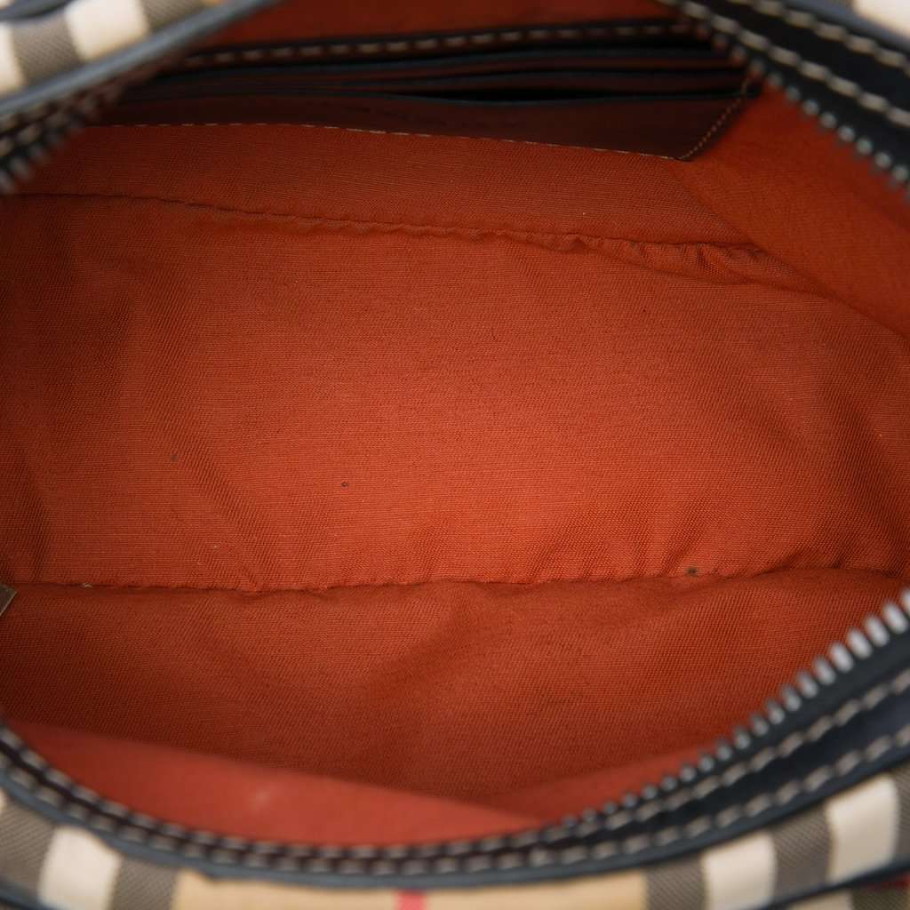 Burberry House Check Canvas Paddy Crossbody Beige Very good condition - Model View