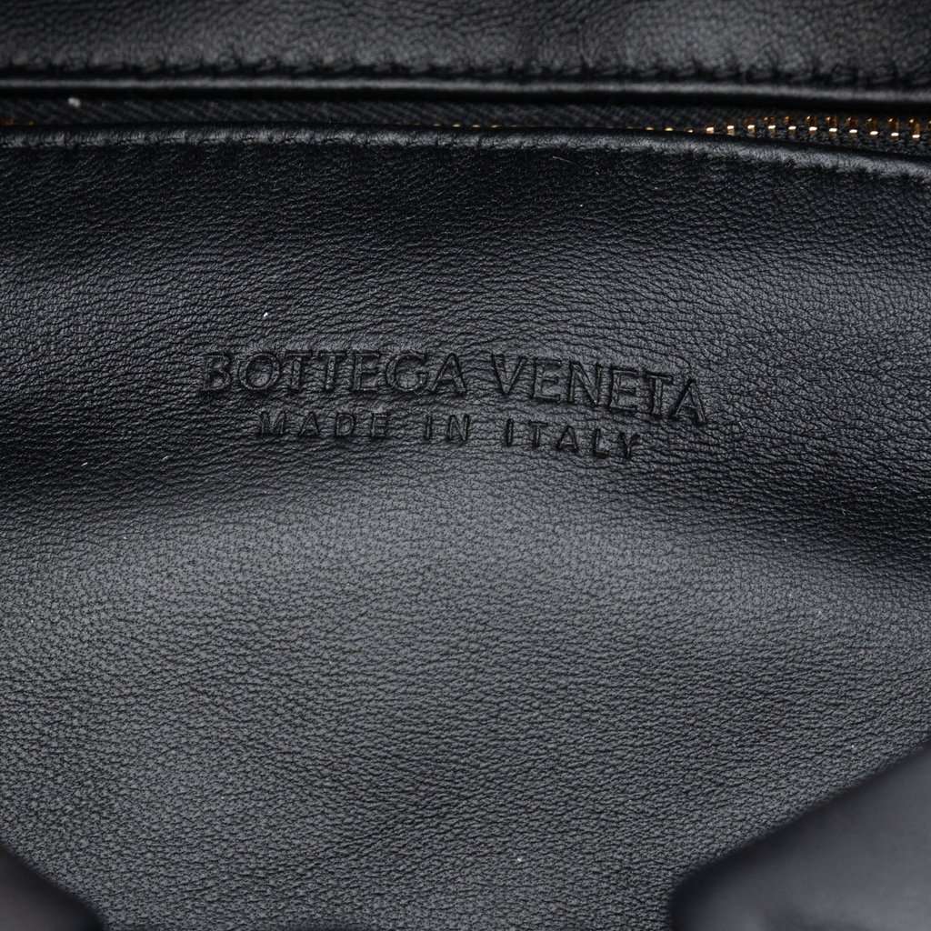 Bottega Veneta Calfskin The Body Pouch Belt Bag Black Leather Very good condition - Box View