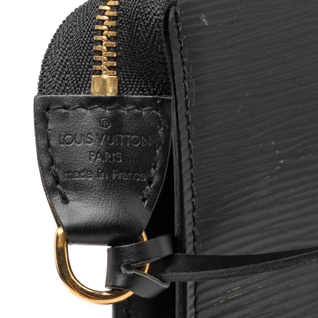 Louis Vuitton Epi Pochette Accessoires Black Leather Very good condition - Model View