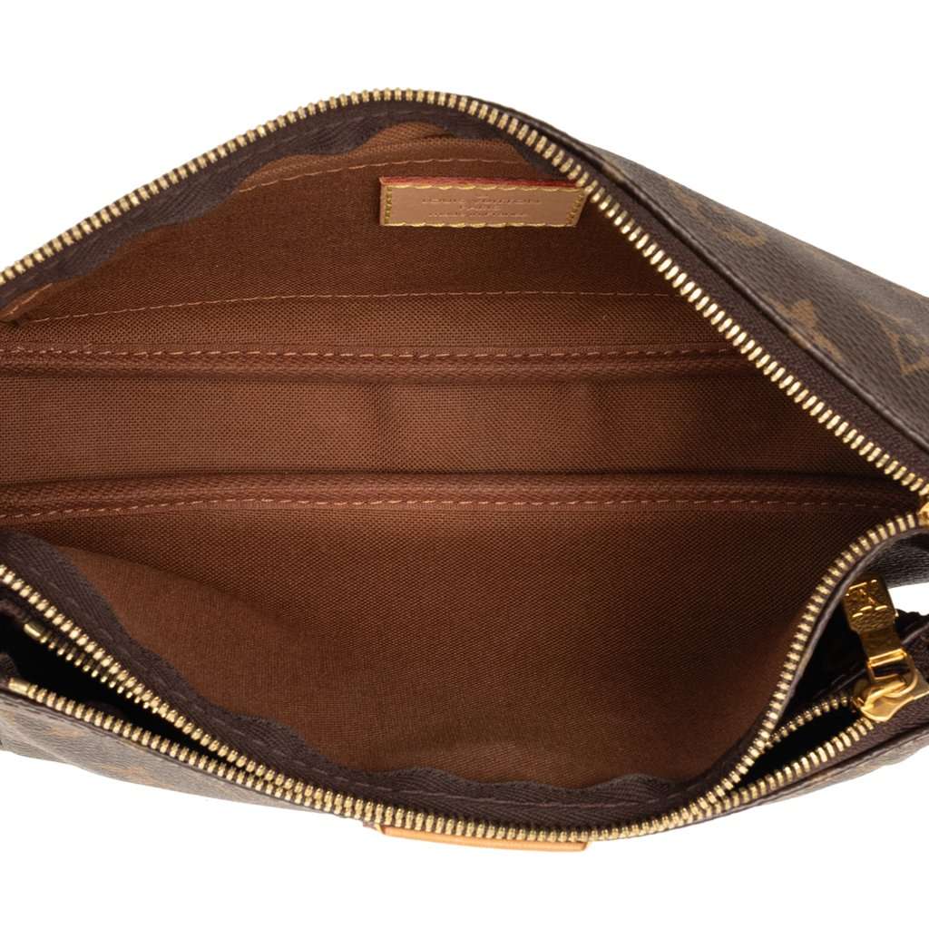 Louis Vuitton Monogram Multi Pochette Accessoires Brown Very good - Model View