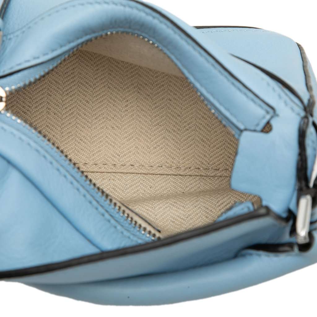 Loewe Nano Calfskin Puzzle Satchel Blue Leather Very good condition - Model View