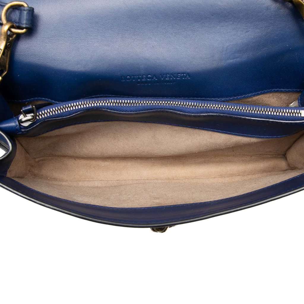 Bottega Veneta Nappa Intrecciato Olimpia Knot Crossbody Blue Leather Very good - Model View