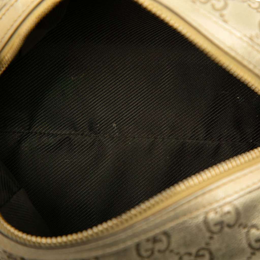 Gucci Metallic Guccissima Cosmetic Pouch Gold Leather Very good condition - Model View