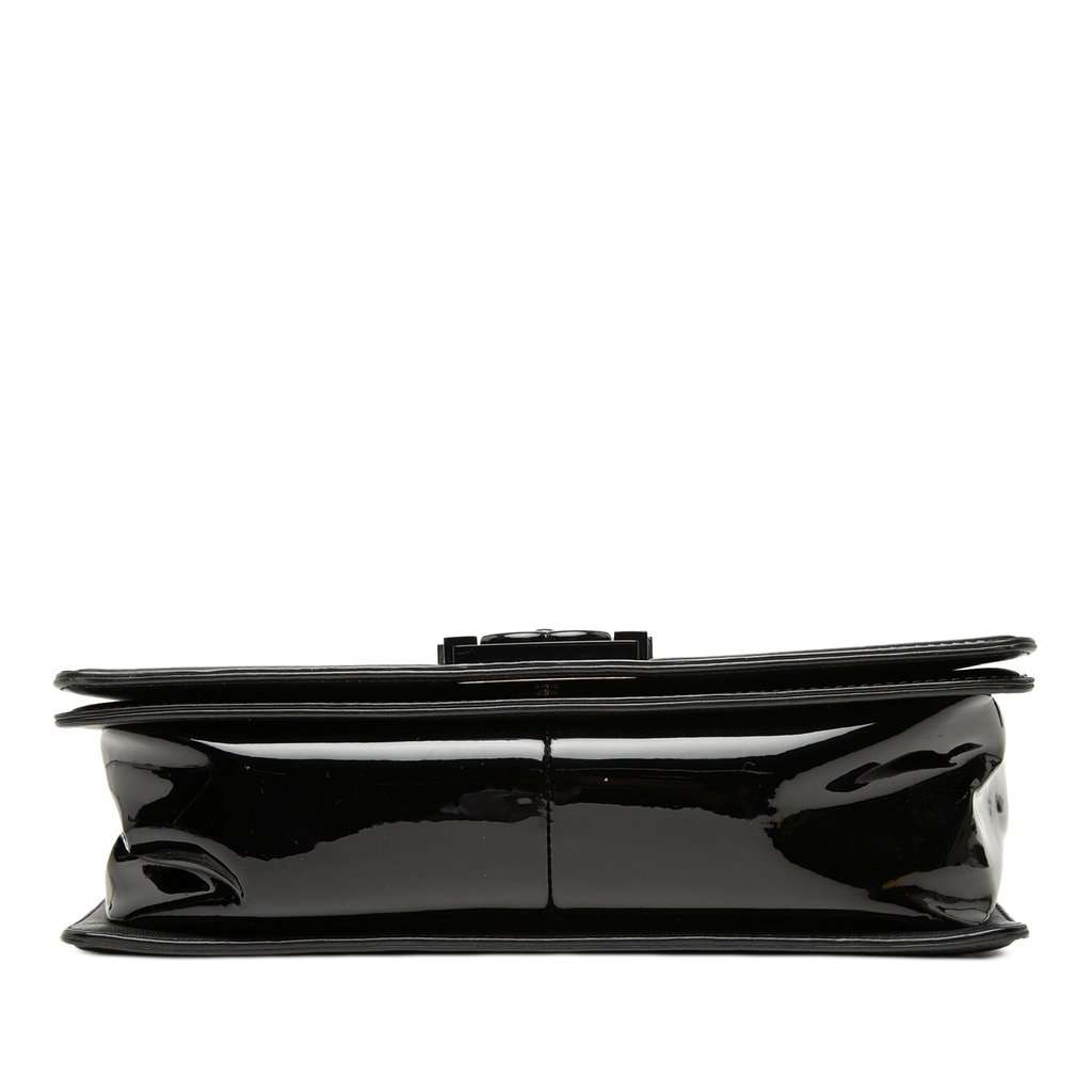 Chanel Old Medium Quilted Patent Acrylic Boy Flap Black Leather Very good - Inside View