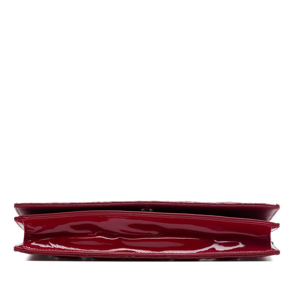 Dior Patent Cannage Lady Dior Clutch with Chain Red Leather Very good condition - Inside View