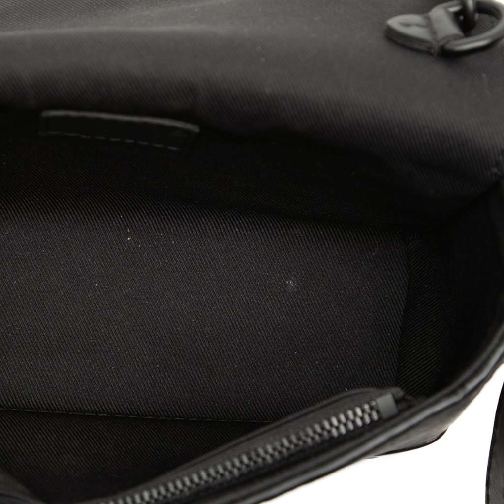 Louis Vuitton Monogram Taurillon Steamer Wearable Wallet Black Leather Very good - Model View