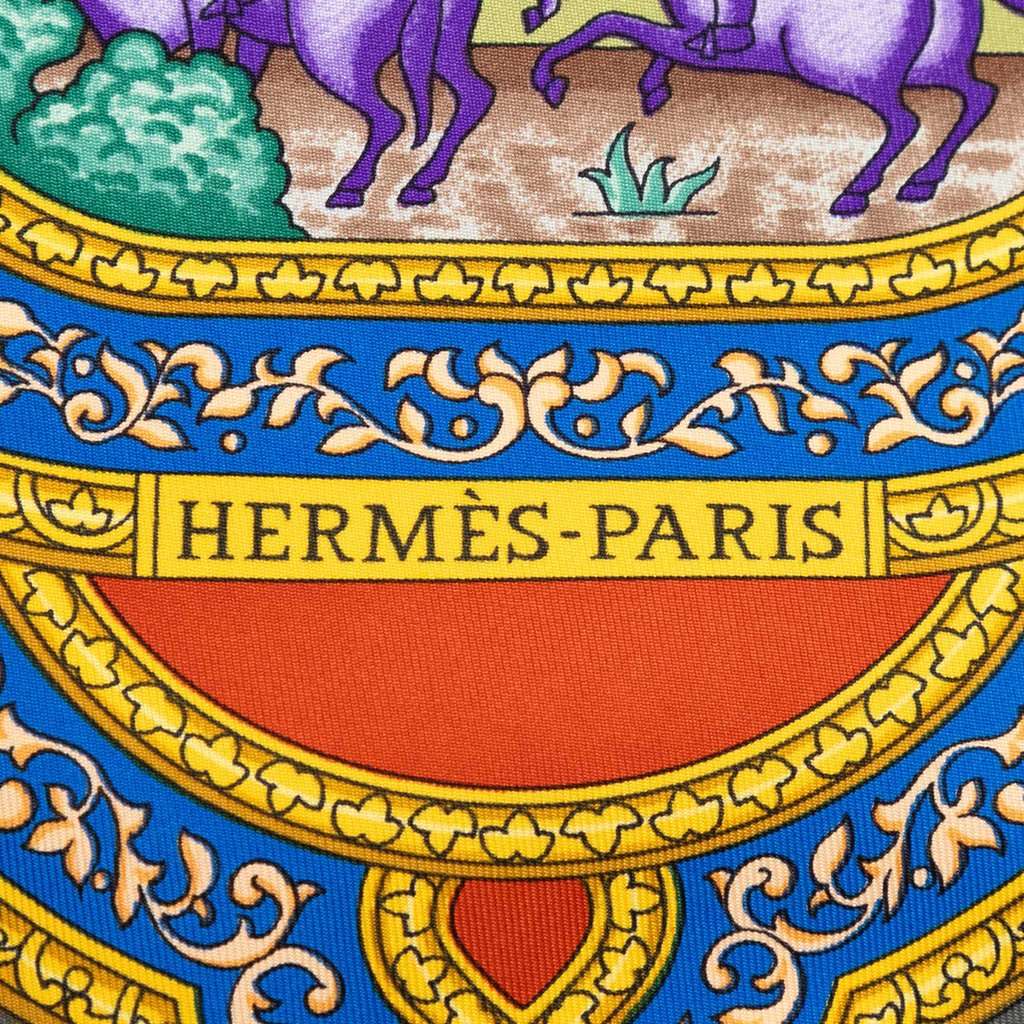 Hermès Qalamdan Silk Scarf 90 MultiColor Very good condition - Model View