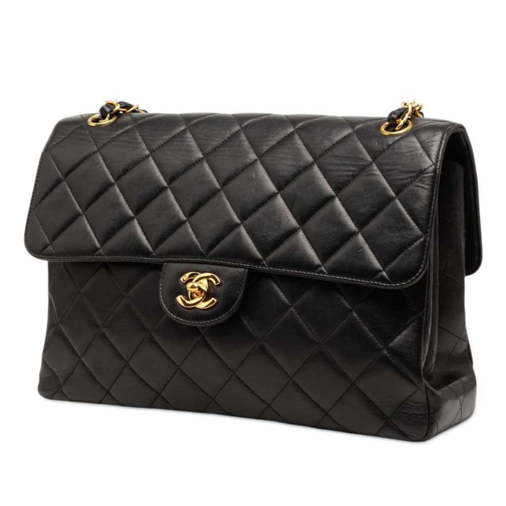Chanel Jumbo Quilted Lambskin Double Sided Flap Black Leather Very good condition - Back View