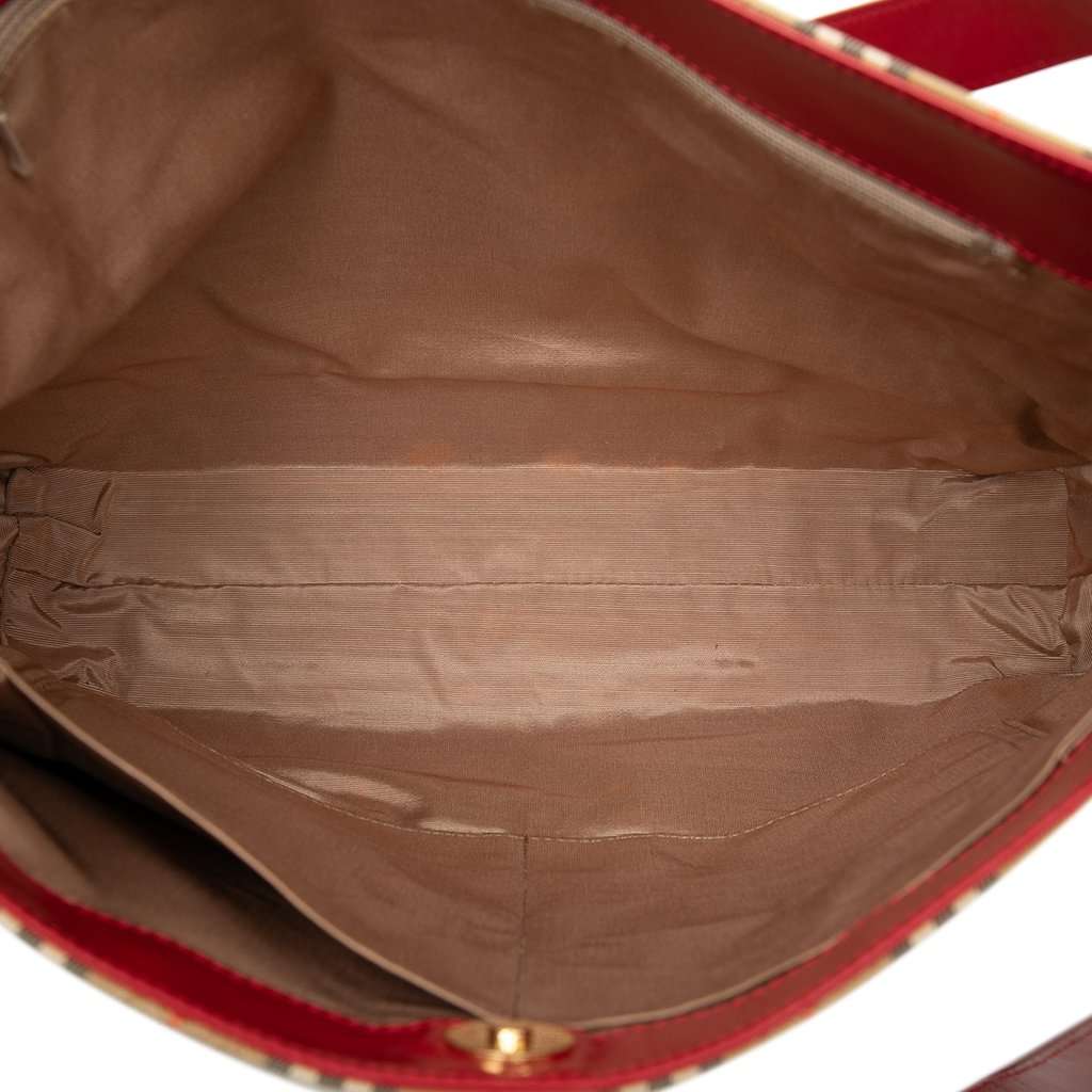 Burberry Haymarket Check Canvas Tote Beige Very good condition - Model View