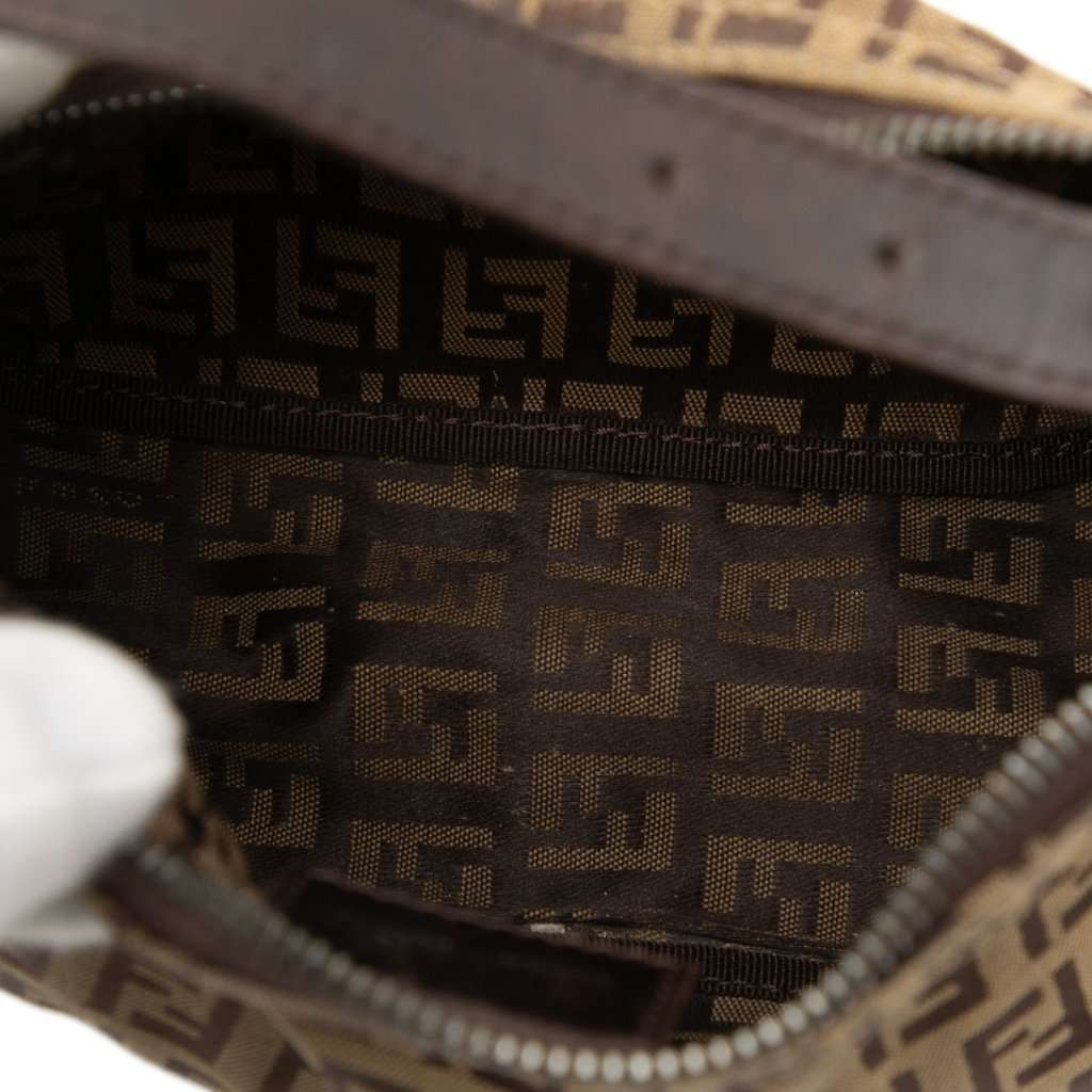 Fendi Zucchino Canvas Handbag Brown Very good condition - Model View