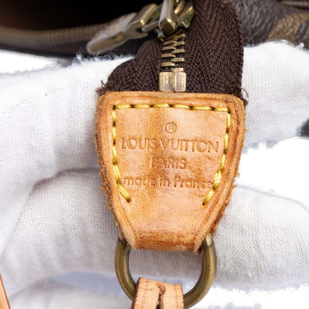 Louis Vuitton Monogram Pochette Accessoires Brown Very good condition - Box View