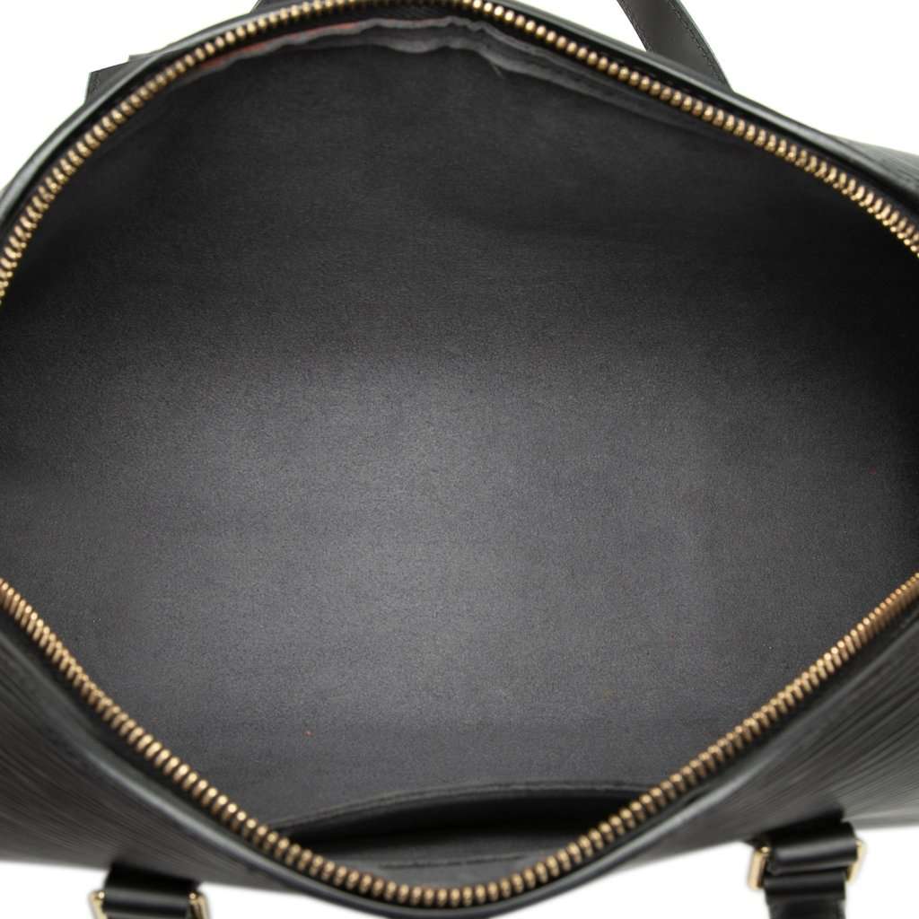Louis Vuitton Epi Soufflot Black Leather Very good - Model View