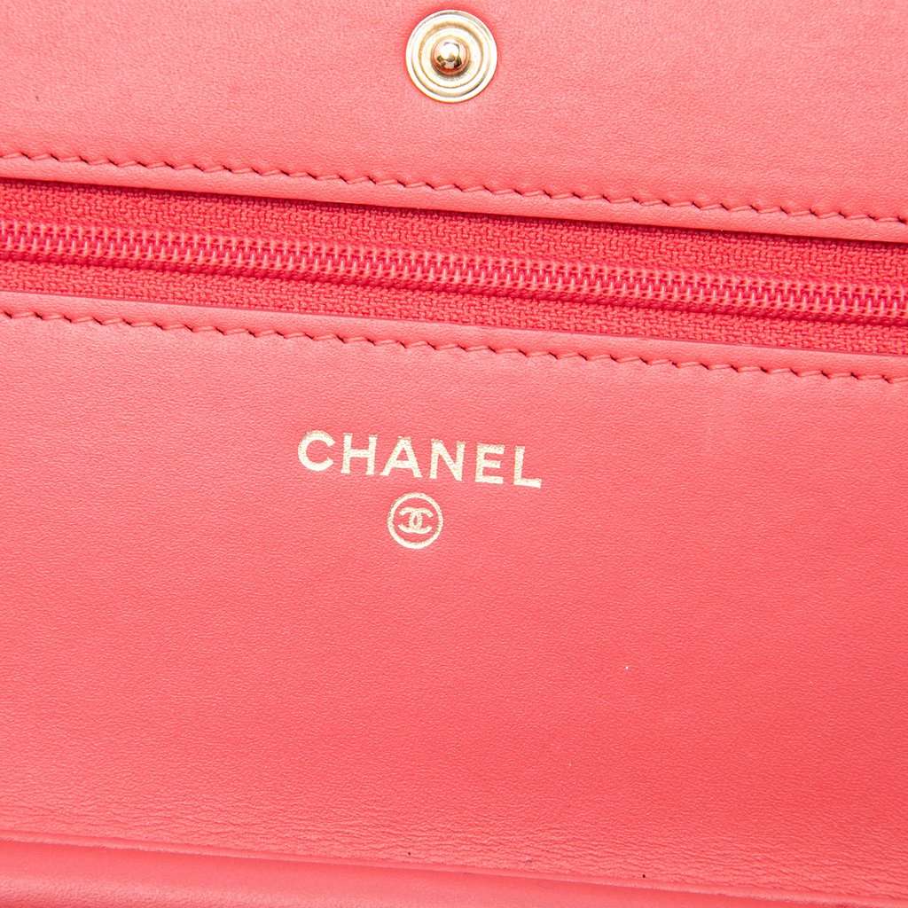Chanel CC Caviar Wallet On Chain Pink Leather Very good - Box View