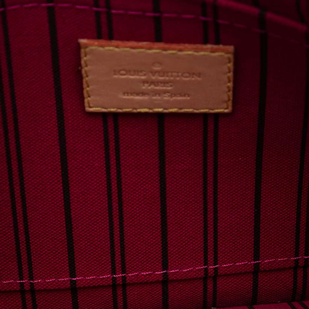 Louis Vuitton Monogram Neverfull MM Pouch Brown Very good condition - Model View