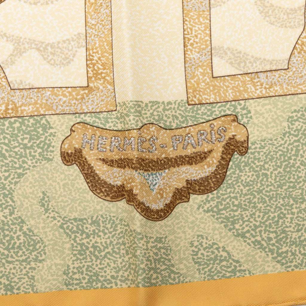 Hermès Peintre Du Cheval Silk Scarf 90 Beige Very good - Back View