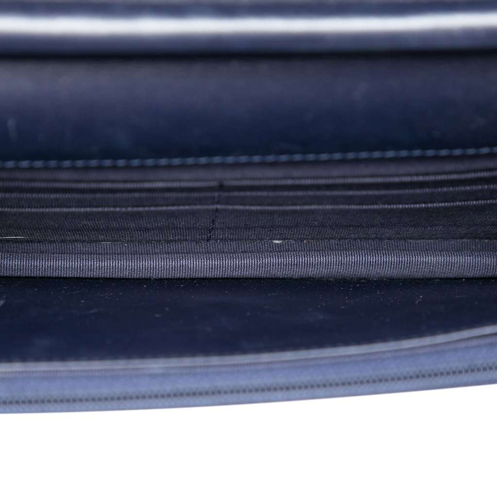 Chanel Quilted Shiny Aged Calfskin Reissue 2.55 Wallet on Chain Blue Leather Very good - Model View