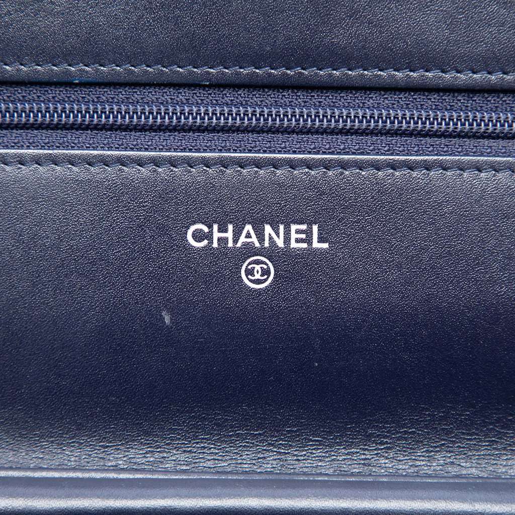 Chanel Quilted Shiny Aged Calfskin Reissue 2.55 Wallet on Chain Blue Leather Very good - Box View